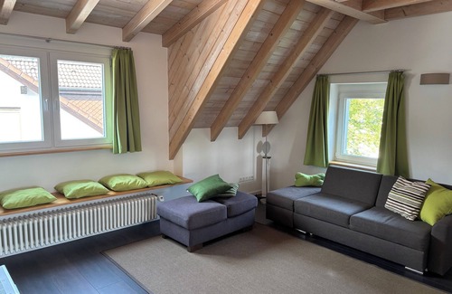 Ahrweiler Apartment | Kräuterberg vacation apartment, modern attic apartment with vineyard view in the Ahr valley