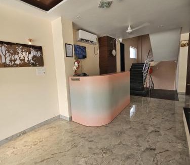Varanasi Hotel | Krishna Vatika Hotel