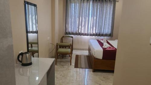 Varanasi Hotel | Krishna Vatika Hotel