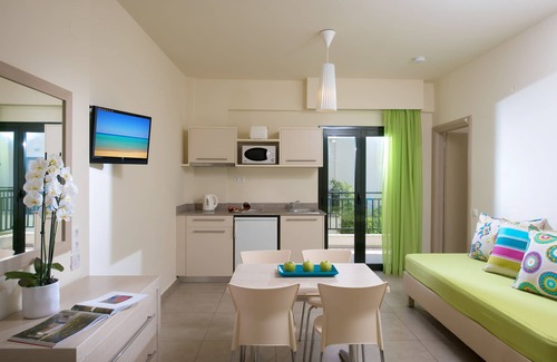 Malia House | Kristalli Hotel Apartments