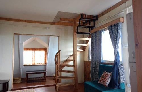 Kurseong House | Kurseong Kothee Homestay