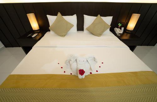 Seeduwa - Katunayake Hotel | KYNROCK Airport Hotel
