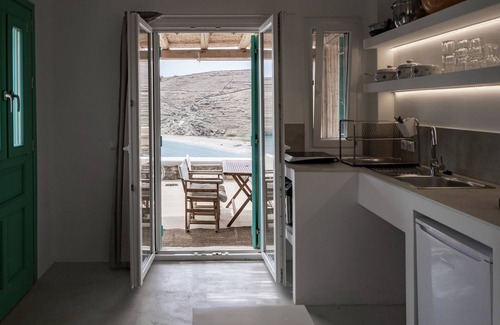 Kithnos House | KYON Beach Suite-E 2min by the sea Skilos, Kythnos