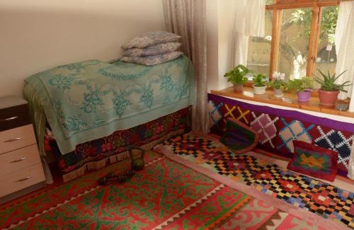 Chuy Province House | Kyrgyz House of Askerbek