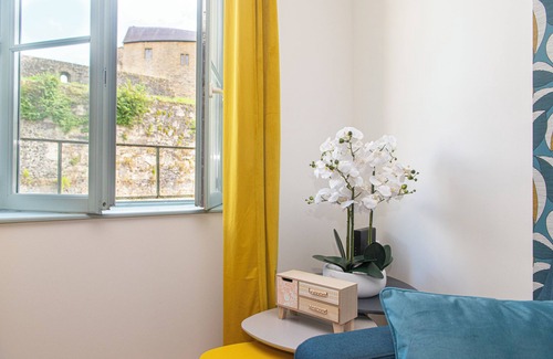 Sedan Apartment | L'élégant des Remparts, Avec vue sur Chateau-fort