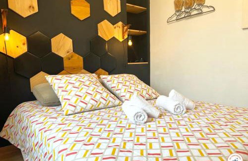 Saint-Martin-du-Littoral Apartment | l'Aiguille Creuse - Proche Plage - St Vincent