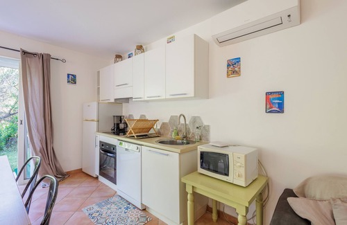 Belgodere Apartment | L'Alivi di Losari 7 - piscine naturelle et jacuzzi