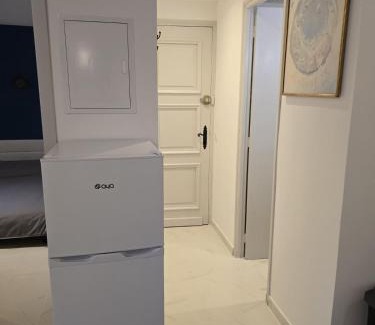 Saint-Tropez City Centre Apartment | L'Alphonse l Near the Port l Shellter Rentals