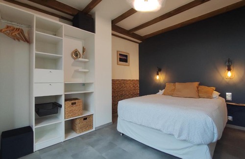 Les Avirons Apartment | L'ApparT, meublé de tourisme 4 étoiles, piscine chauffée et vue mer imprenable