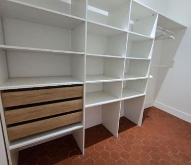 Centre Ville d'Ales Apartment | L'avéjan 170 m2 Alès 10 couchages