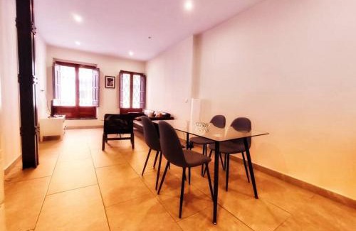 Feria Apartment | L CPARKING según disponibilidad NETFLIX