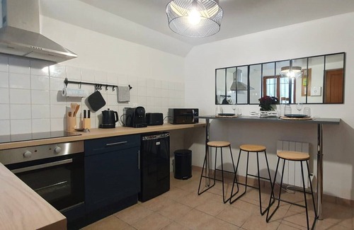 Moret-sur-Loing House | L'Echapée Moretaine, Townhouse in the historic heart of Moret
