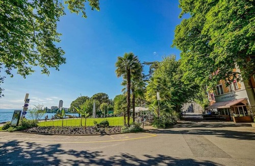 Montreux Apartment | L'Eden studio with a balcony - Lake View