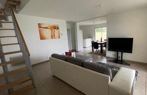 Saint-Etienne-d'Orthe House | L'escale