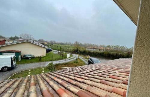 Saint-Etienne-d'Orthe House | L'escale