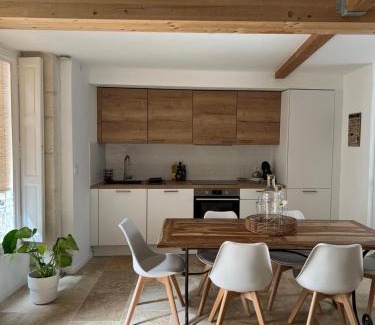 Quartier Administrations Apartment | L'escapade Nîmoise