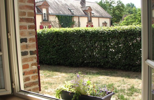 Vannes-sur-Cosson Cottage | L'Etable - Solognese house with pond and horse meadows
