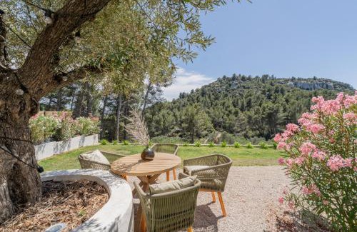 Les Baux-de-Provence House | L'hôtel des oiseaux