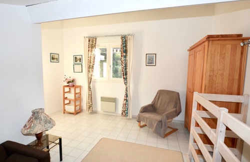 Monticello Apartment | L'Ile-Rousse, lovely 4-person apartment, private parking, air conditioning and stunning sea view