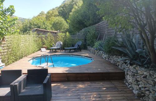 Chateauneuf-du-Rhone Bed & Breakfast | l'Oppidum