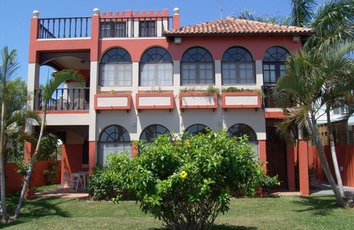 Cachoeira do Bom Jesus Apartment | La Alhambra Apart Hotel