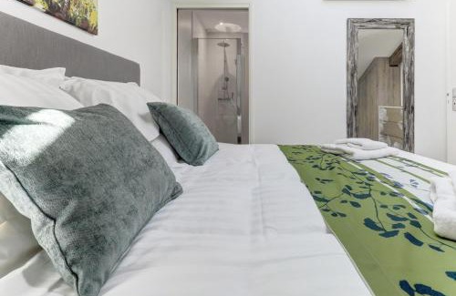 Matougues Apartment | La Belle Cachette