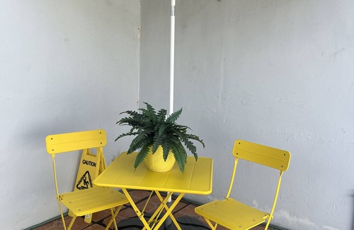 Hialeah Apartment | La Capsula del Amor/The Capsule of Love