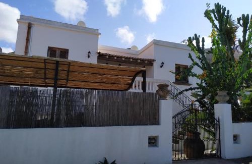 Vulcano Porto Apartment | La Casa al Mare Vulcano