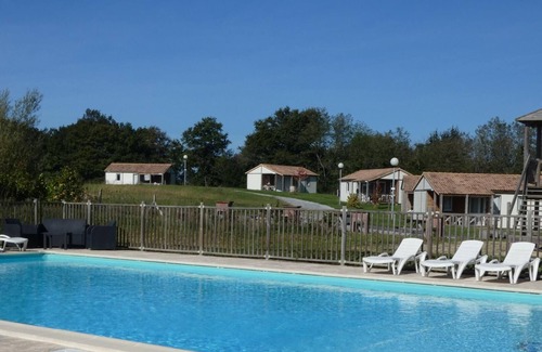 Orist House | La Cigogne - Orist - Gîte