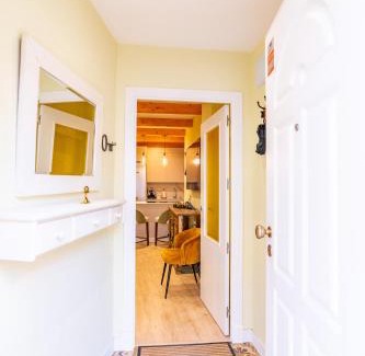 Chiloeches House | La Cochera de Mariano