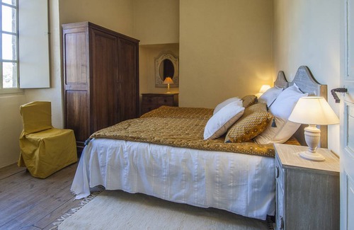 Auzits House | La Commanderie de Rulhe le Haut *****