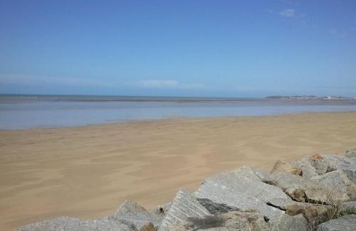 Saint-Pair-sur-Mer House | La Doris gîte de mer