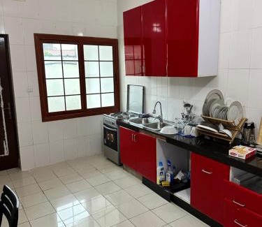 Pointe-Noire Apartment | La gare