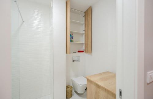 Pipera Apartment | La Gloire by Blvd 8B2 - Premium Studio Retreat