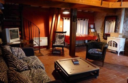 Beaune-d'Allier House | La Grange : Fermette rénovée avec charme au cœur du bocage Bourbonnais - FR-1-489-246