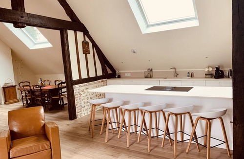 Bordeaux-Saint-Clair Cottage | La Grange-Gîte-Cottage-Countryside view-Ensuite