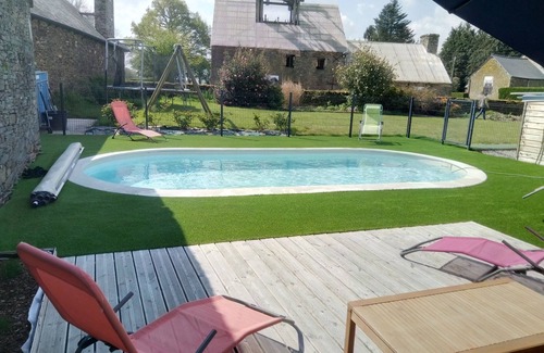 Saint-Thelo Cottage | La Grange - Gite in St-Thélo in the Cotes d'Armor in the heart of Brittany