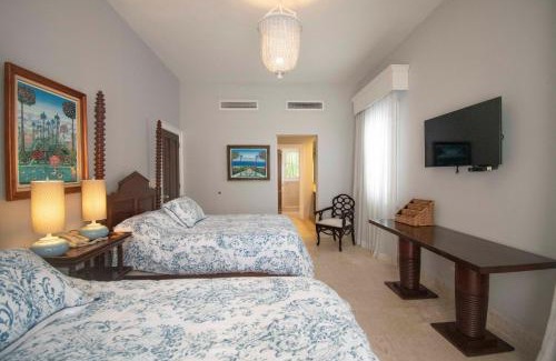 Punta Cana Villa | La Guappa - ocean front luxury villa in exclusive Punta Cana golf and beach resort