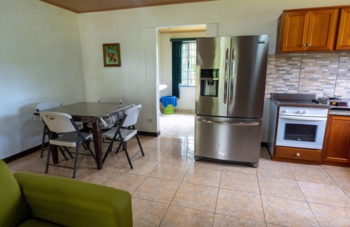 La Fortuna Ski Chalet | La JeyDa: Chalet with BBQ/Social area and Pool