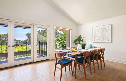 La Jolla Heights House | La Jolla Hillside Views and Coastal Comfort