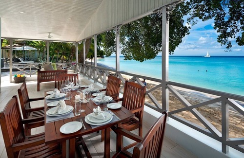Gibbs Bay Villa | LA LUNE VILLA BARBADOS - Stunning beach house on Gibbs Beach with Jacuzzi