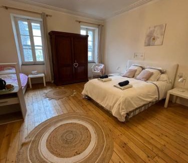 Esperaza House | La Maison d'hôtes du Chapelier