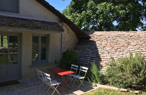 Mercurey House | La Maison du Clos du Roi, stay in the heart of Burgundy's vineyards