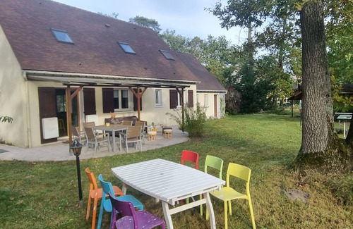 Le Vaudoue House | La Maison du Diplo: forest, trails and climbing