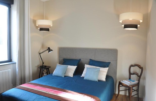 Convention House | La Maison Jacquard