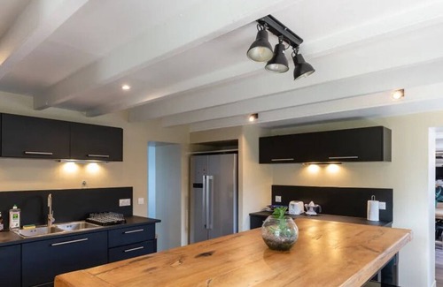 Pennedepie House | La Maison Josélise – 4★ | Family & Countryside | 10 guests