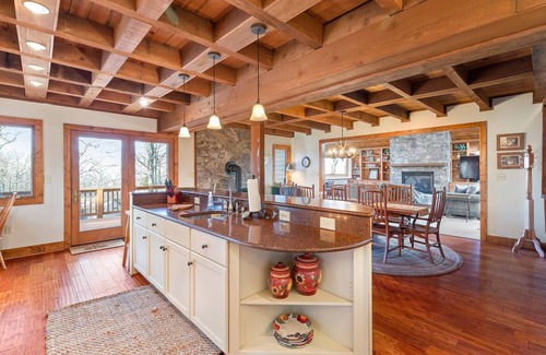 Nellysford House | La Mandala with Wintergreen Advantage