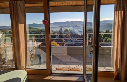 Annunziata Apartment | La Notte - Apartment in eco-friendly house in La Morra