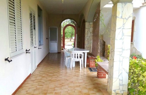 Gallina Apartment | La Palmina, studio just 3 minutes walk from the beach