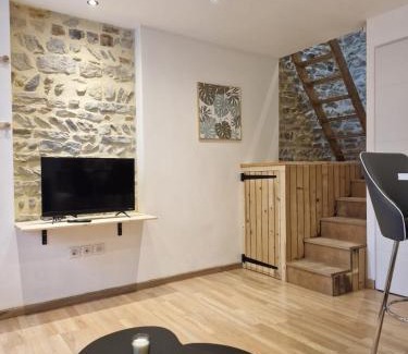 Champ de Foire Apartment | La Petite Bressane